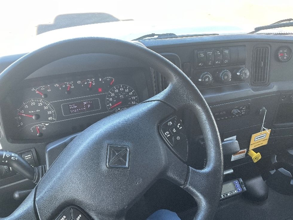 Refrigerated Truck-Light and Medium Duty Trucks-International-2020-MV607-Capitol Heights-MD-170,861\n\t\tmiles-$ 53,250 - Image 18