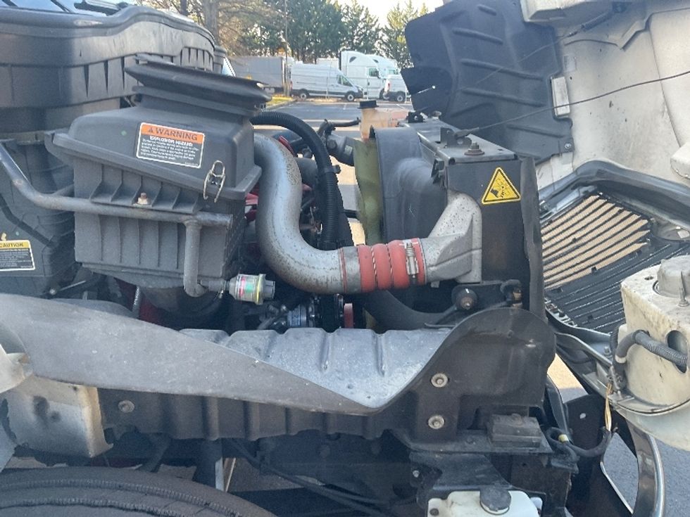 Refrigerated Truck-Light and Medium Duty Trucks-International-2020-MV607-Capitol Heights-MD-170,861\n\t\tmiles-$ 53,250 - Image 23