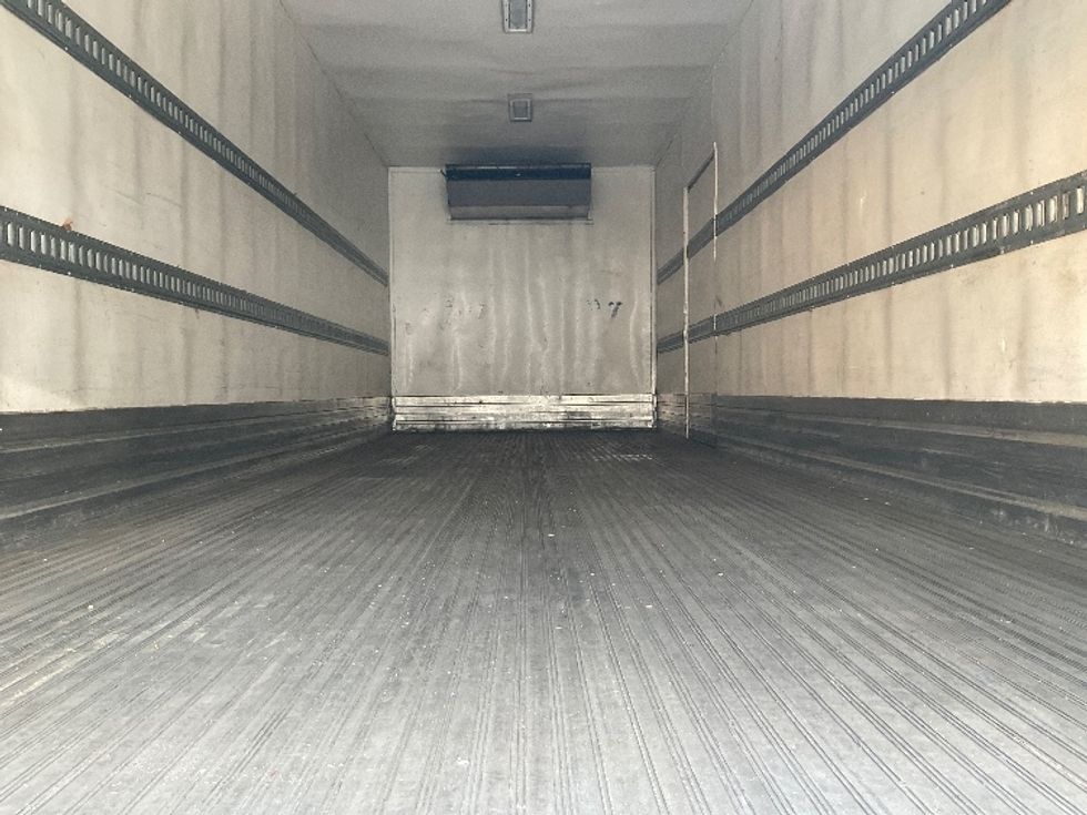 Refrigerated Truck-Light and Medium Duty Trucks-International-2020-MV607-Capitol Heights-MD-221,333\n\t\tmiles-$ 59,250 - Image 8