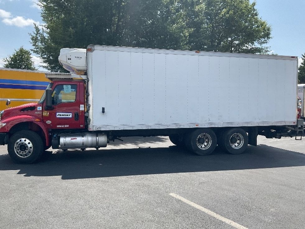 Refrigerated Truck-Light and Medium Duty Trucks-International-2020-MV607-Capitol Heights-MD-221,333\n\t\tmiles-$ 59,250 - Image 4