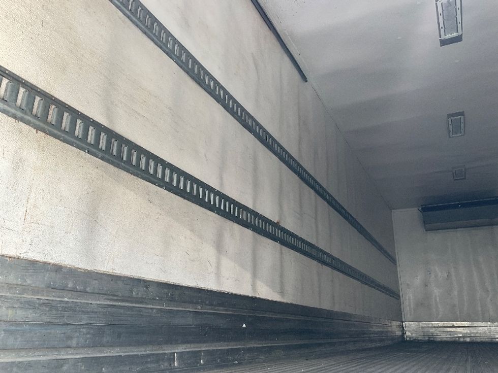 Refrigerated Truck-Light and Medium Duty Trucks-International-2020-MV607-Capitol Heights-MD-221,333\n\t\tmiles-$ 59,250 - Image 11