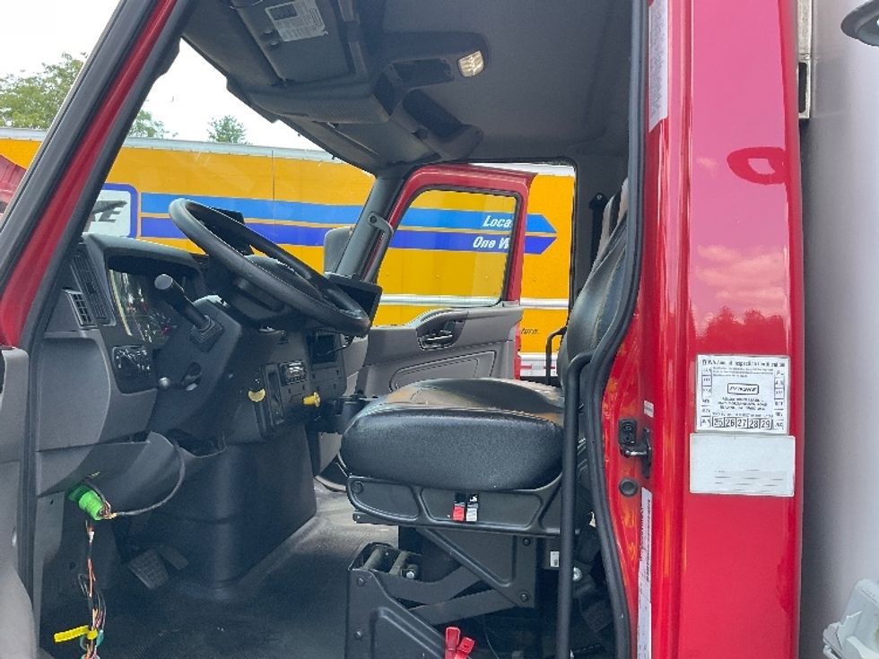 Refrigerated Truck-Light and Medium Duty Trucks-International-2020-MV607-Capitol Heights-MD-221,333\n\t\tmiles-$ 59,250 - Image 16
