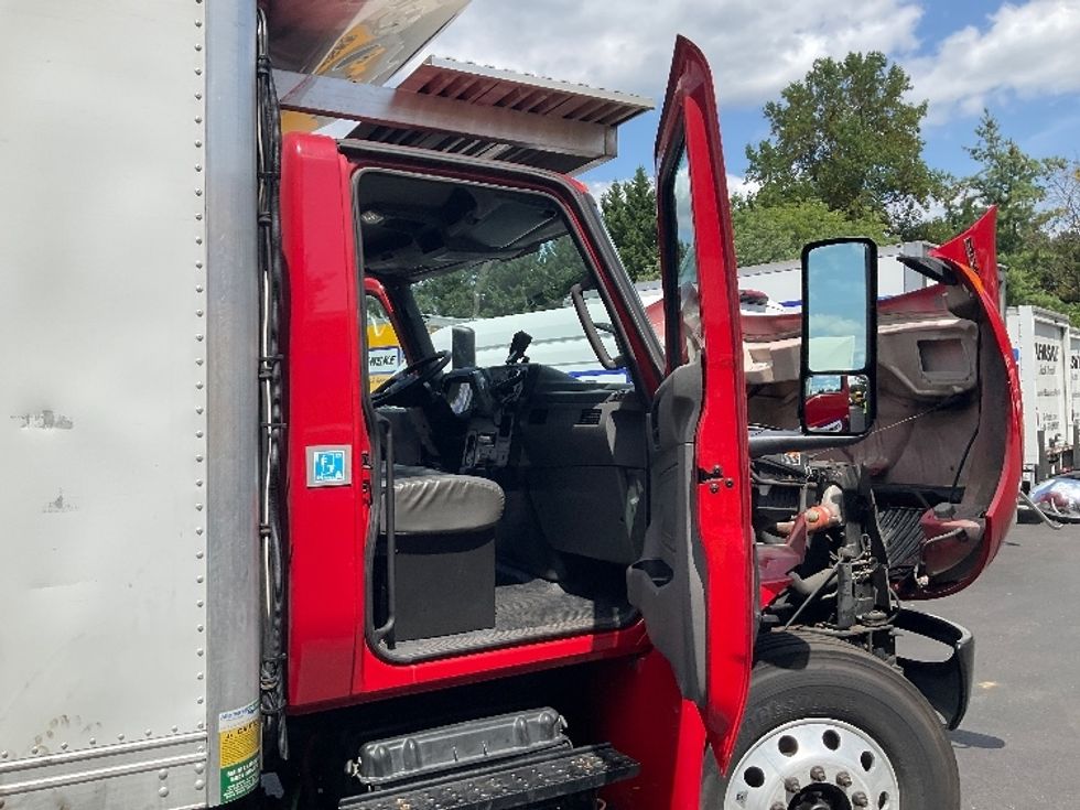 Refrigerated Truck-Light and Medium Duty Trucks-International-2020-MV607-Capitol Heights-MD-221,333\n\t\tmiles-$ 59,250 - Image 20