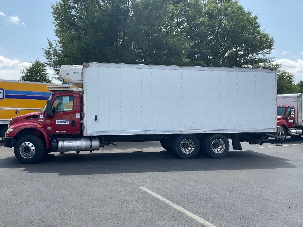 Refrigerated Truck-Light and Medium Duty Trucks-International-2020-MV607-Capitol Heights-MD-221,333\n\t\tmiles-$ 59,250 - Image 15