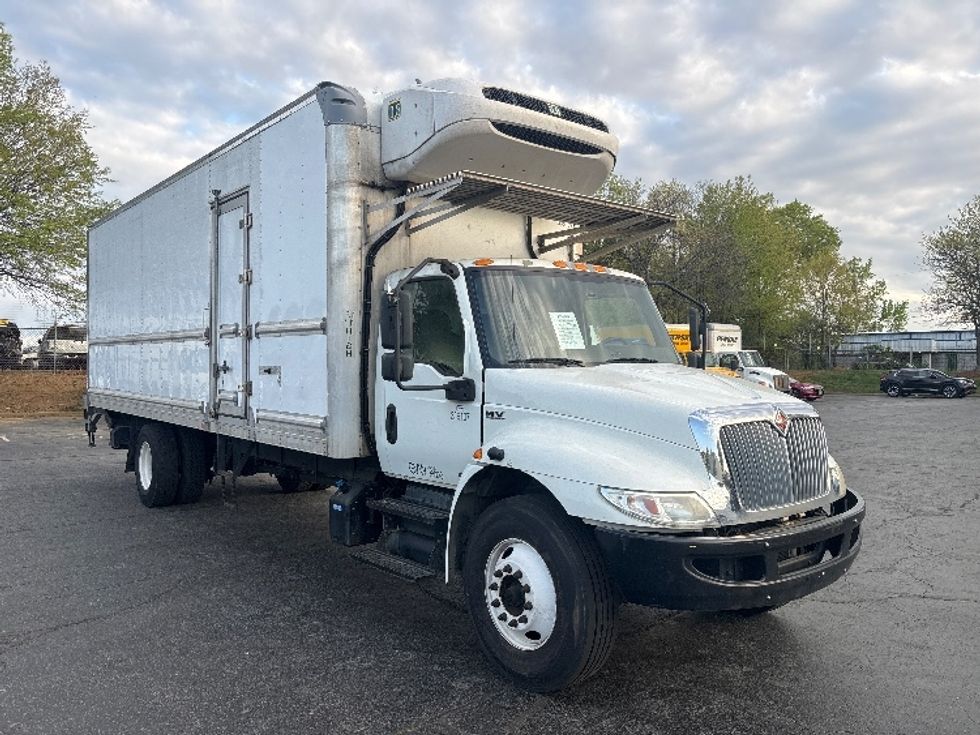 Refrigerated Truck-Light and Medium Duty Trucks-International-2020-MV607-Charlotte-NC-216,246\n\t\tmiles-$ 46,250 - Image 1