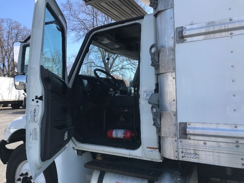 Refrigerated Truck-Light and Medium Duty Trucks-International-2020-MV607-Charlotte-NC-216,246\n\t\tmiles-$ 46,250 - Image 14