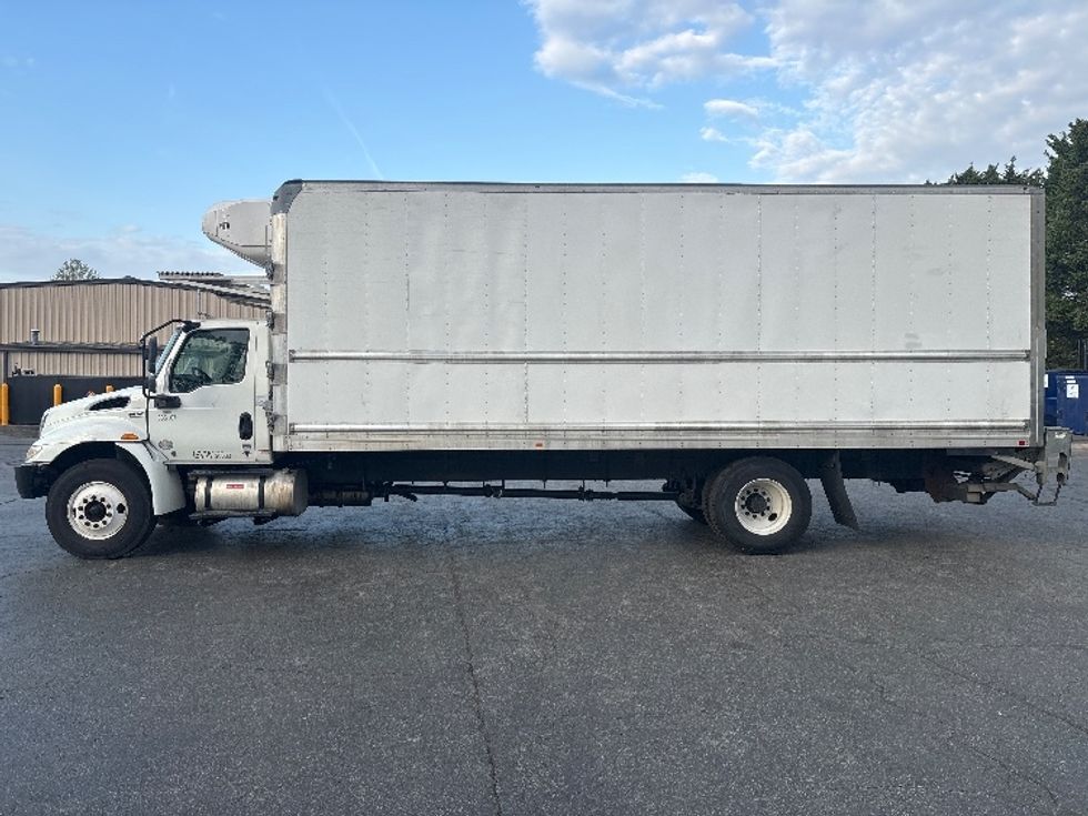Refrigerated Truck-Light and Medium Duty Trucks-International-2020-MV607-Charlotte-NC-216,246\n\t\tmiles-$ 46,250 - Image 4