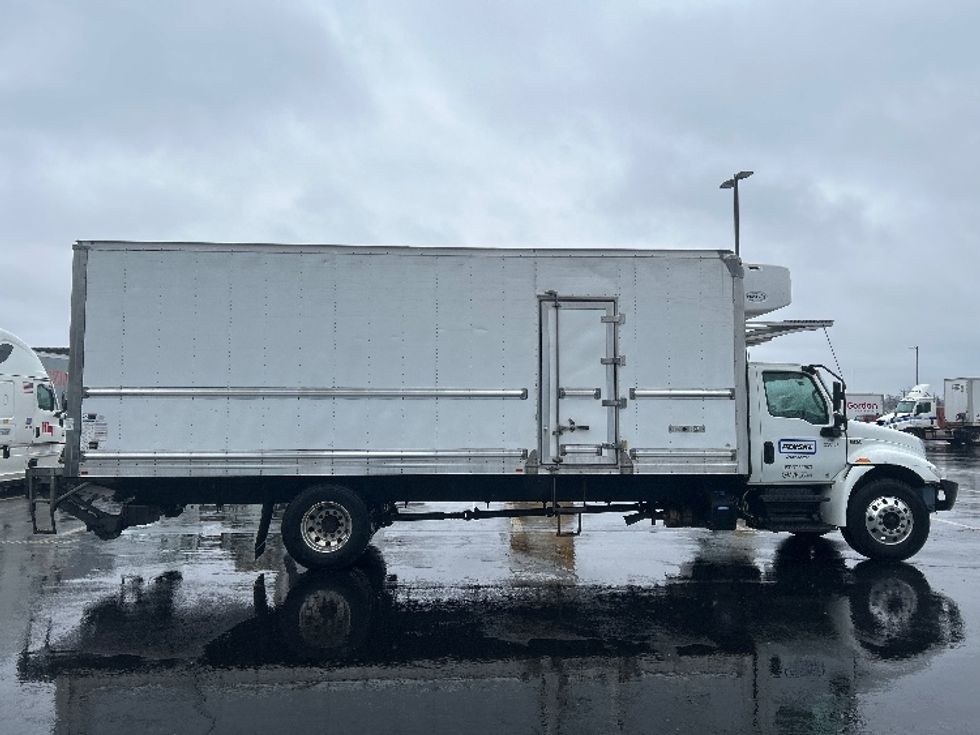Refrigerated Truck-Light and Medium Duty Trucks-International-2020-MV607-Chicopee-MA-155,811\n\t\tmiles-$ 51,750 - Image 15