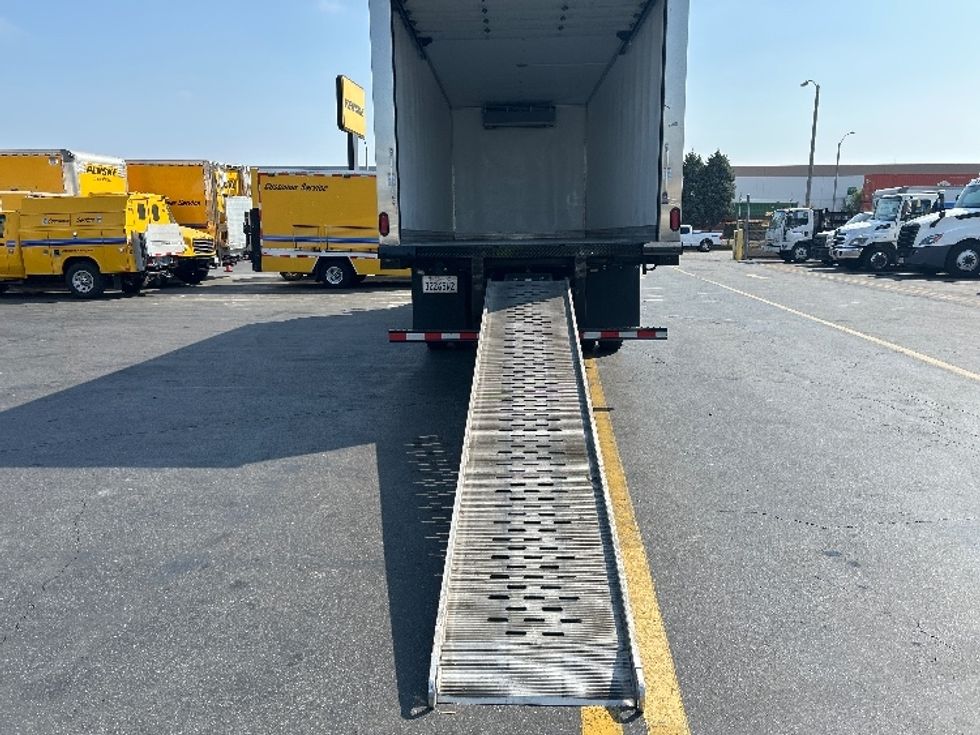Refrigerated Truck-Light and Medium Duty Trucks-International-2020-MV607-City Of Industry-CA-132,218\n\t\tmiles-$ 63,750 - Image 9