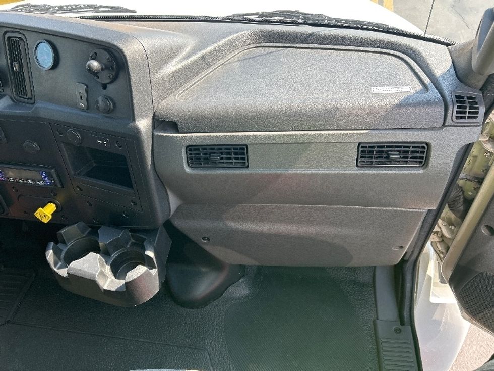 Refrigerated Truck-Light and Medium Duty Trucks-International-2020-MV607-City Of Industry-CA-132,218\n\t\tmiles-$ 63,750 - Image 21