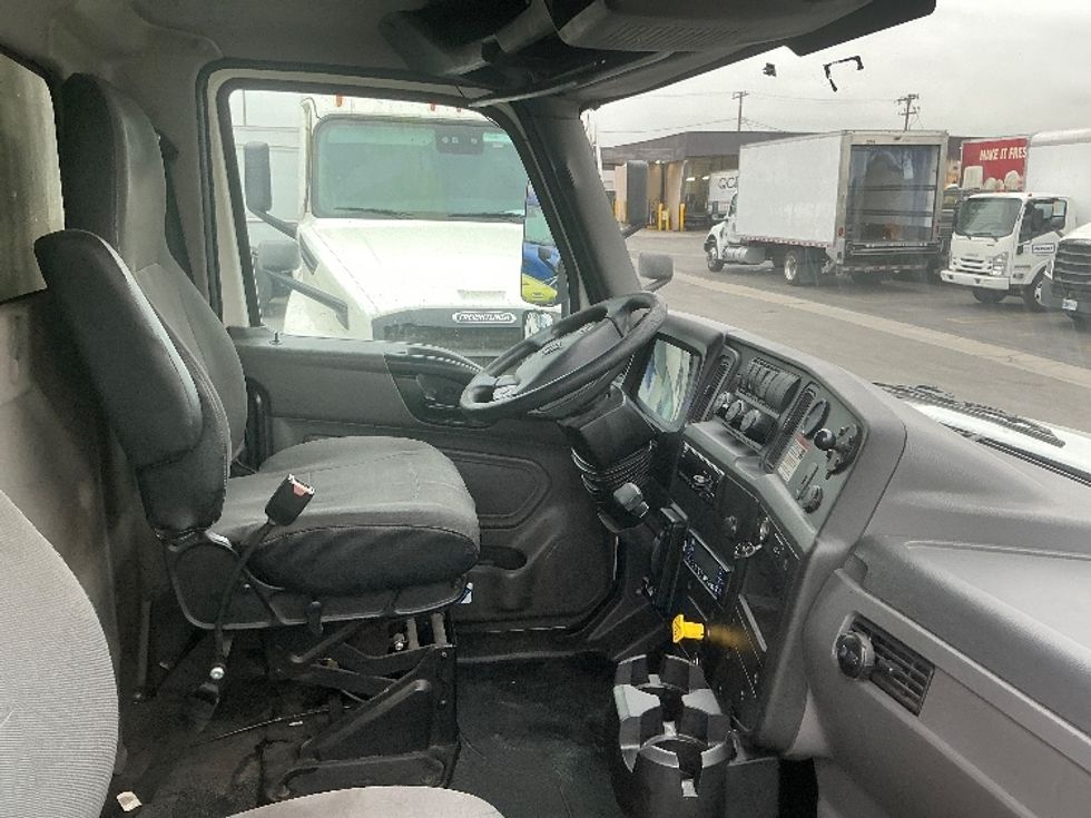 Refrigerated Truck-Light and Medium Duty Trucks-International-2020-MV607-City Of Industry-CA-154,531\n\t\tmiles-$ 60,250 - Image 22