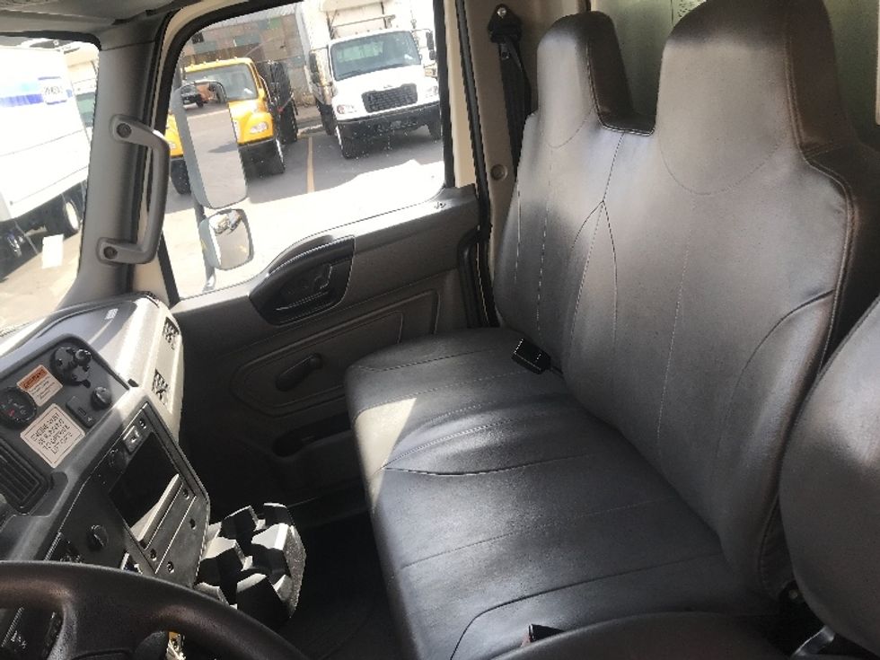 Refrigerated Truck-Light and Medium Duty Trucks-International-2020-MV607-City Of Industry-CA-207,569\n\t\tmiles-$ 60,750 - Image 18