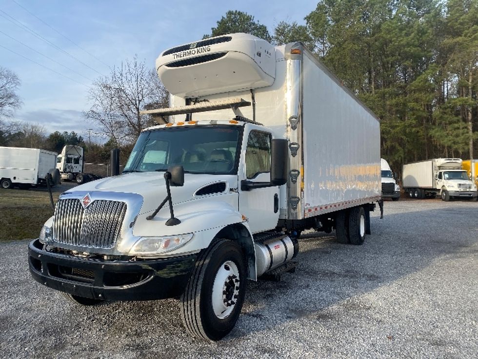 Refrigerated Truck-Light and Medium Duty Trucks-International-2020-MV607-Cleveland-TN-227,250\n\t\tmiles-$ 53,500 - Image 3