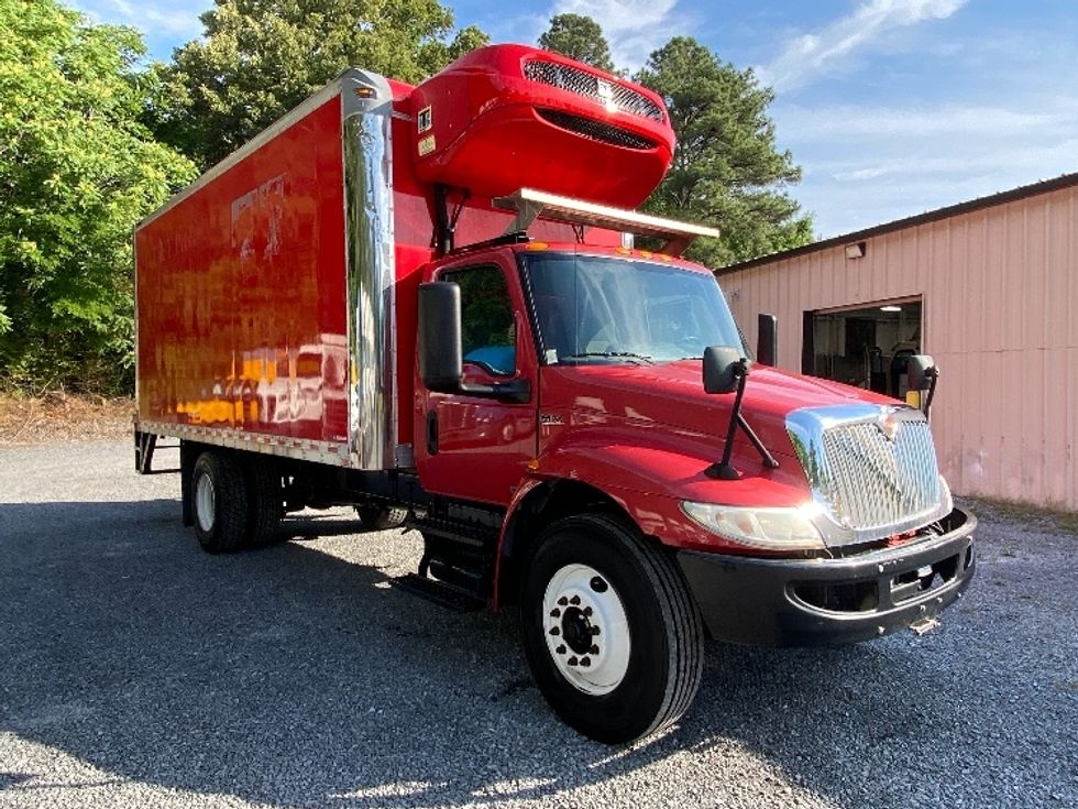 Refrigerated Truck-Light and Medium Duty Trucks-International-2020-MV607-Cleveland-TN-272,702\n\t\tmiles-$ 29,750 - Image 1