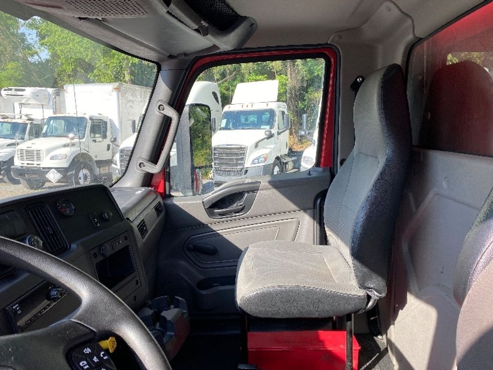 Refrigerated Truck-Light and Medium Duty Trucks-International-2020-MV607-Cleveland-TN-272,702\n\t\tmiles-$ 29,750 - Image 19