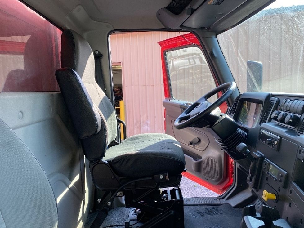 Refrigerated Truck-Light and Medium Duty Trucks-International-2020-MV607-Cleveland-TN-272,702\n\t\tmiles-$ 29,750 - Image 22