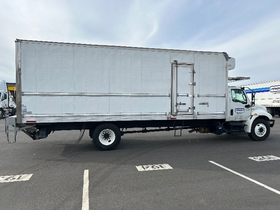Refrigerated Truck-Light and Medium Duty Trucks-International-2020-MV607-Concord-NC-192,770\n\t\tmiles-$ 51,500 - Image 15
