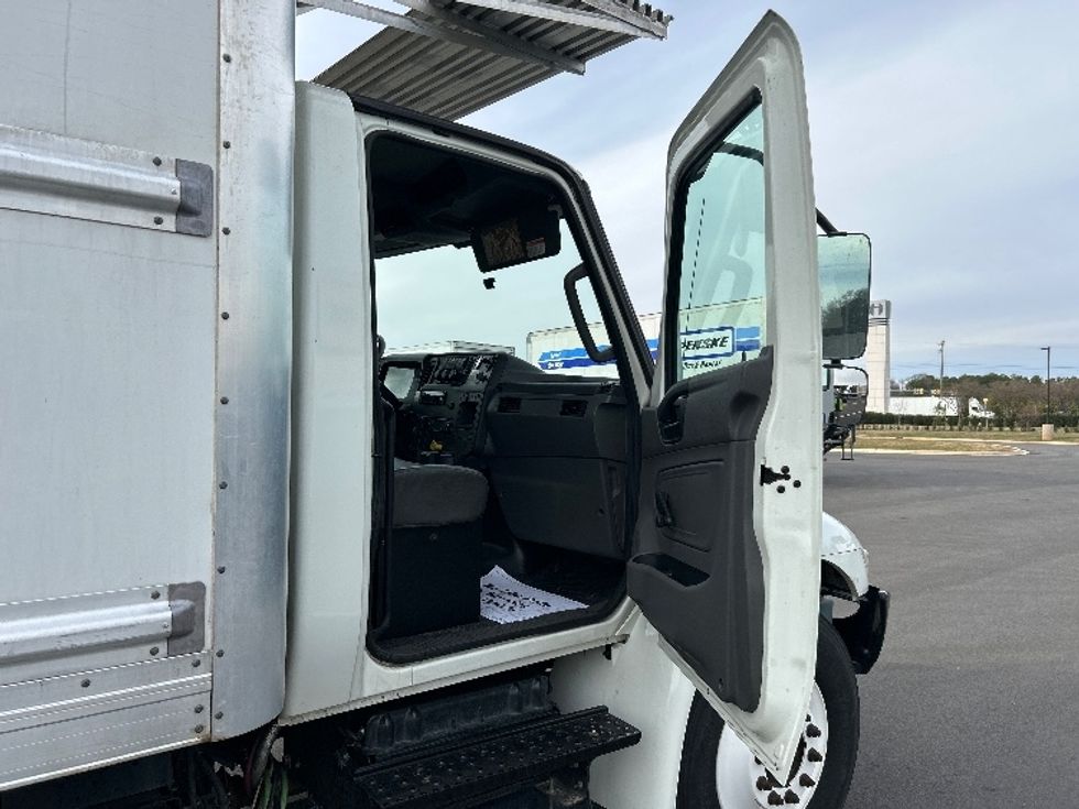 Refrigerated Truck-Light and Medium Duty Trucks-International-2020-MV607-Concord-NC-192,770\n\t\tmiles-$ 51,500 - Image 20