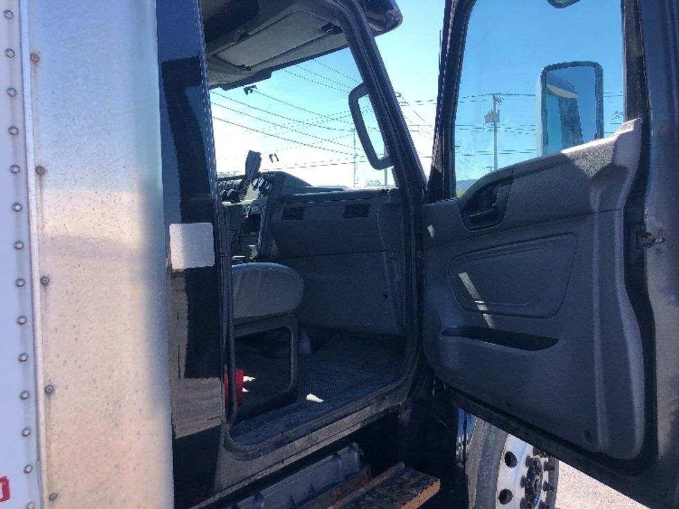 Refrigerated Truck-Light and Medium Duty Trucks-International-2020-MV607-Coxsackie-NY-250,150\n\t\tmiles-$ 39,750 - Image 20