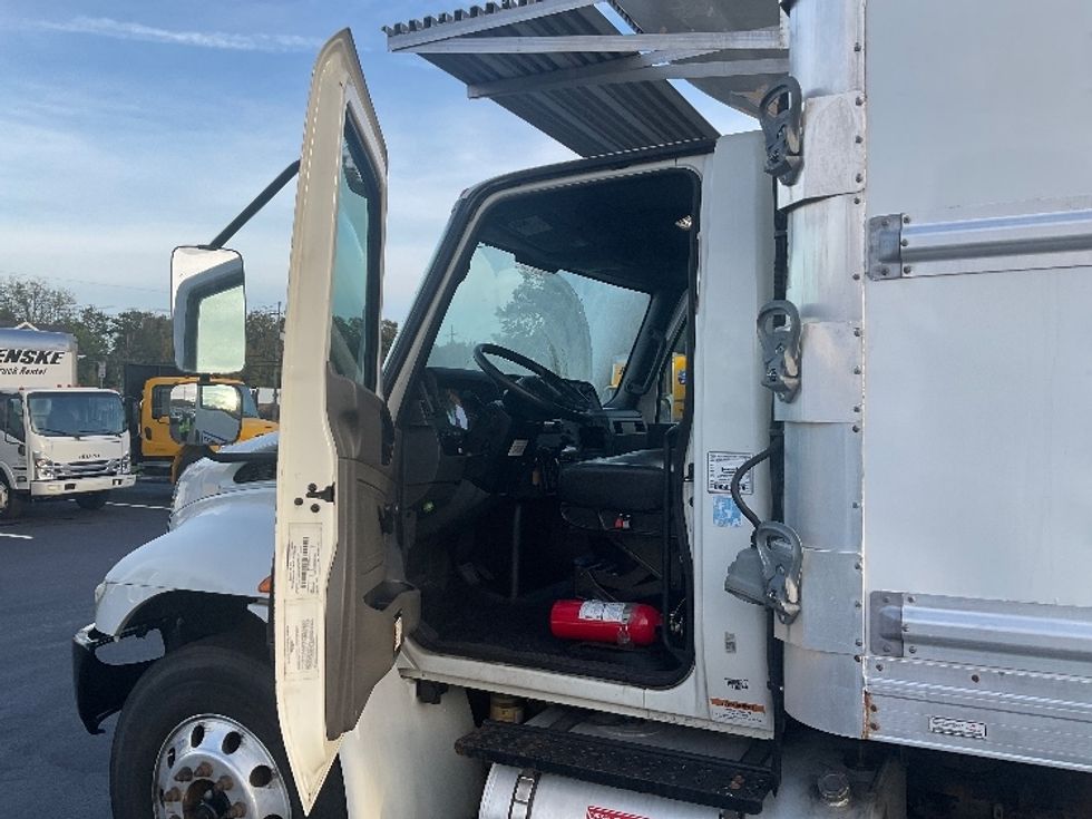 Refrigerated Truck-Light and Medium Duty Trucks-International-2020-MV607-Cranbury-NJ-144,218\n\t\tmiles-$ 59,750 - Image 16
