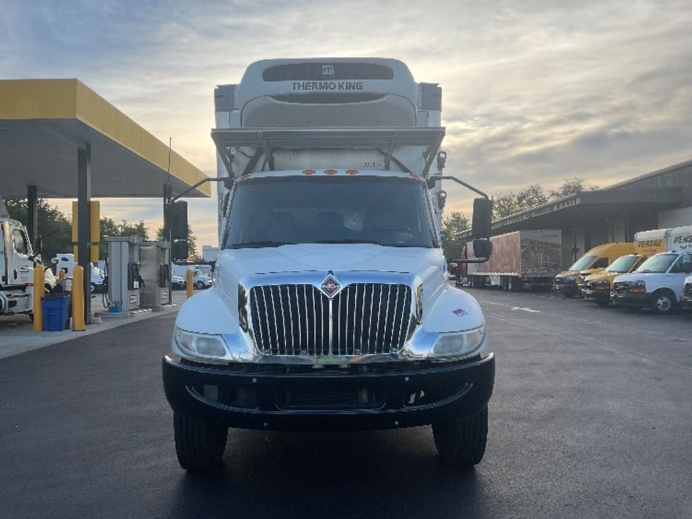 Refrigerated Truck-Light and Medium Duty Trucks-International-2020-MV607-Cranbury-NJ-144,218\n\t\tmiles-$ 59,750 - Image 2