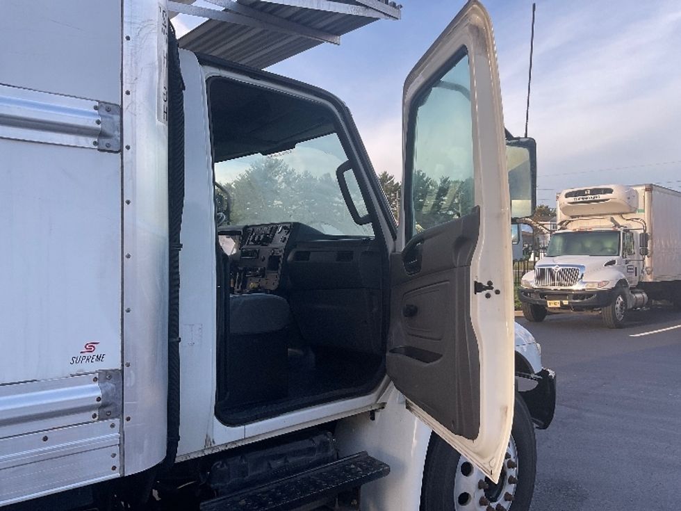 Refrigerated Truck-Light and Medium Duty Trucks-International-2020-MV607-Cranbury-NJ-144,218\n\t\tmiles-$ 59,750 - Image 20
