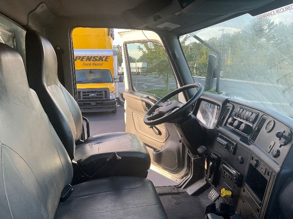 Refrigerated Truck-Light and Medium Duty Trucks-International-2020-MV607-Cranbury-NJ-144,218\n\t\tmiles-$ 59,750 - Image 22
