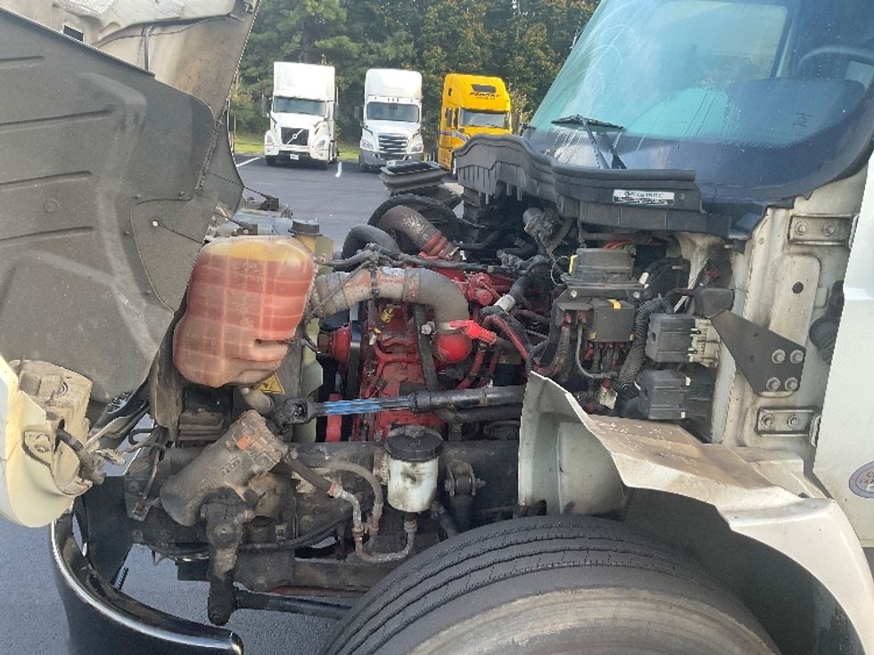 Refrigerated Truck-Light and Medium Duty Trucks-International-2020-MV607-Cranbury-NJ-144,218\n\t\tmiles-$ 59,750 - Image 24