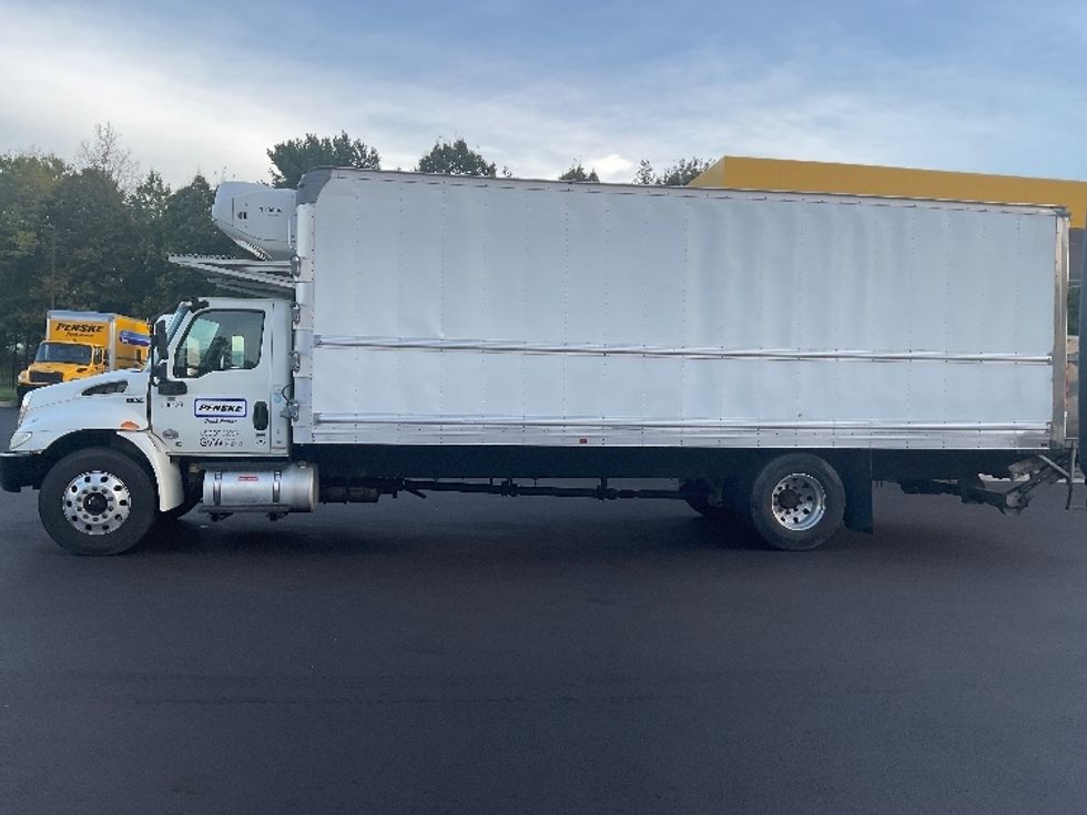 Refrigerated Truck-Light and Medium Duty Trucks-International-2020-MV607-Cranbury-NJ-144,218\n\t\tmiles-$ 59,750 - Image 4