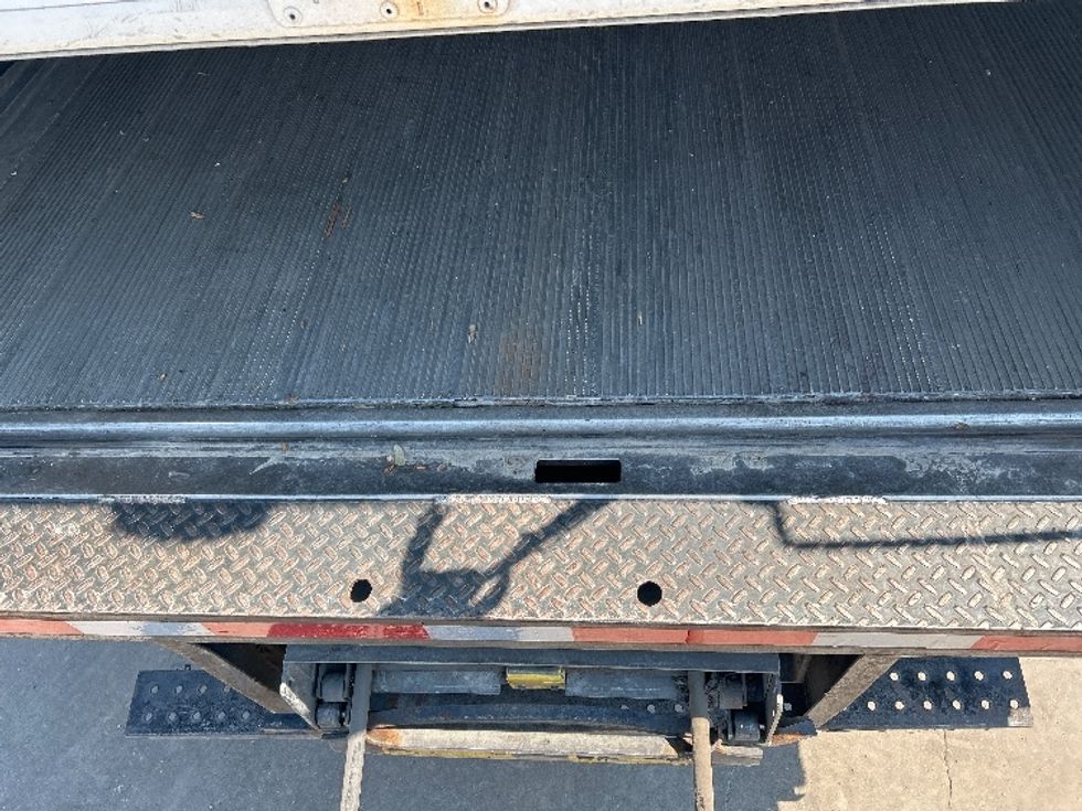 Refrigerated Truck-Light and Medium Duty Trucks-International-2020-MV607-Dallas-TX-168,927\n\t\tmiles-$ 47,750 - Image 10
