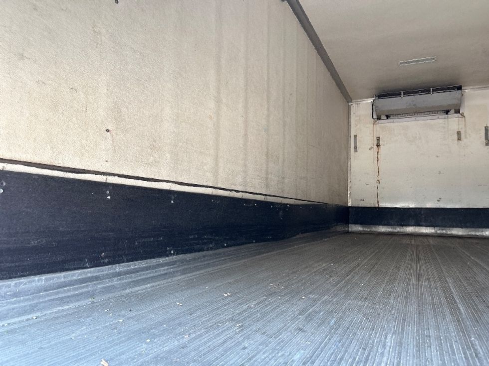 Refrigerated Truck-Light and Medium Duty Trucks-International-2020-MV607-Dallas-TX-168,927\n\t\tmiles-$ 47,750 - Image 11