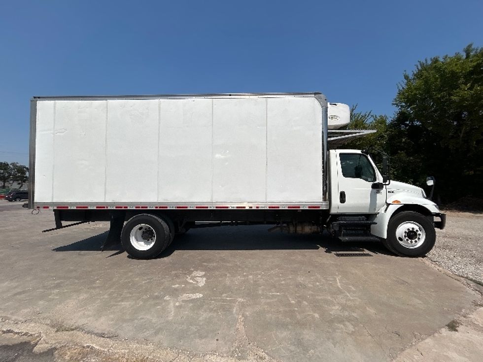 Refrigerated Truck-Light and Medium Duty Trucks-International-2020-MV607-Dallas-TX-168,927\n\t\tmiles-$ 47,750 - Image 15