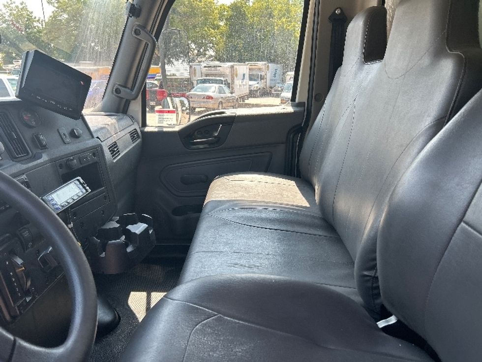 Refrigerated Truck-Light and Medium Duty Trucks-International-2020-MV607-Dallas-TX-168,927\n\t\tmiles-$ 47,750 - Image 18