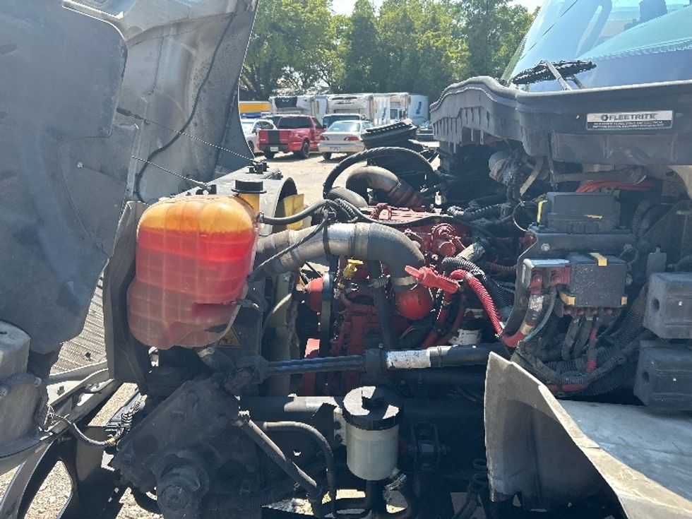 Refrigerated Truck-Light and Medium Duty Trucks-International-2020-MV607-Dallas-TX-168,927\n\t\tmiles-$ 47,750 - Image 23