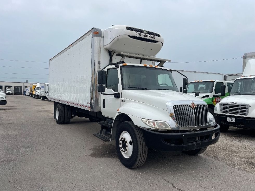 Refrigerated Truck-Light and Medium Duty Trucks-International-2020-MV607-Dallas-TX-176,977\n\t\tmiles-$ 39,750 - Image 1