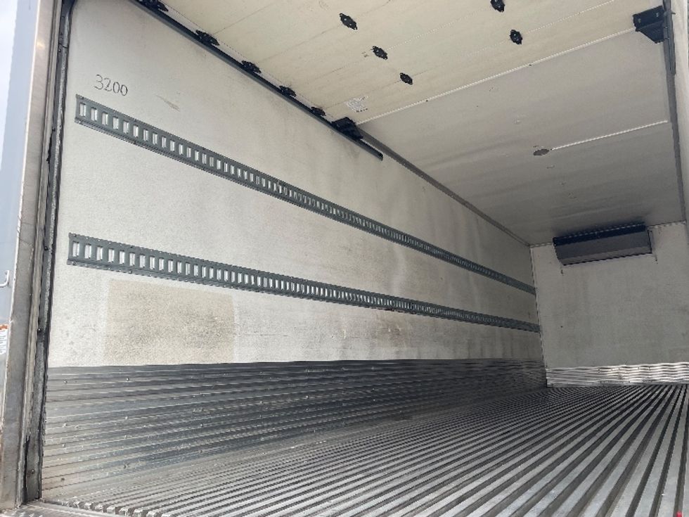 Refrigerated Truck-Light and Medium Duty Trucks-International-2020-MV607-Dallas-TX-176,977\n\t\tmiles-$ 39,750 - Image 10