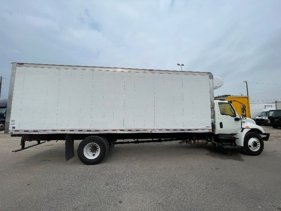 Refrigerated Truck-Light and Medium Duty Trucks-International-2020-MV607-Dallas-TX-176,977\n\t\tmiles-$ 39,750 - Image 14