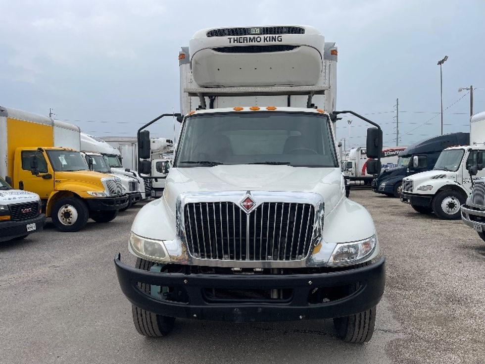 Refrigerated Truck-Light and Medium Duty Trucks-International-2020-MV607-Dallas-TX-176,977\n\t\tmiles-$ 39,750 - Image 2