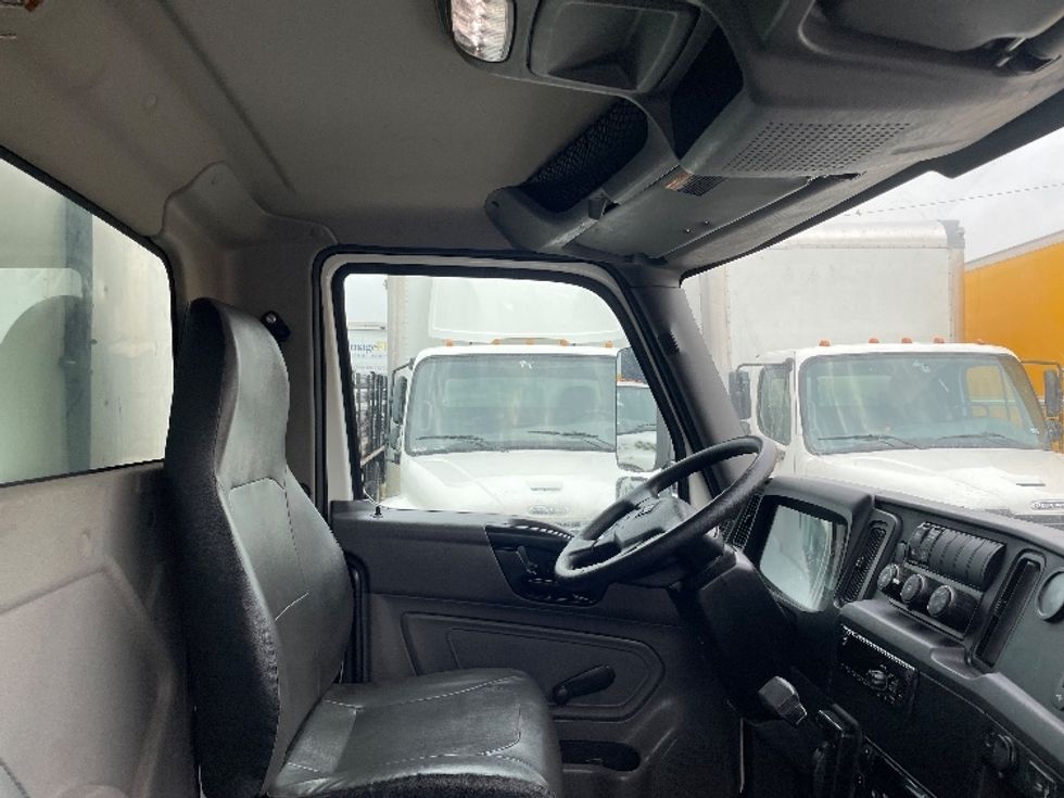 Refrigerated Truck-Light and Medium Duty Trucks-International-2020-MV607-Dallas-TX-176,977\n\t\tmiles-$ 39,750 - Image 21