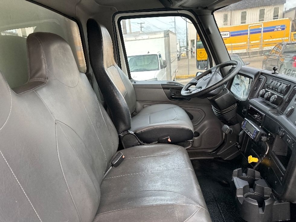 Refrigerated Truck-Light and Medium Duty Trucks-International-2020-MV607-Dallas-TX-206,462\n\t\tmiles-$ 42,750 - Image 22
