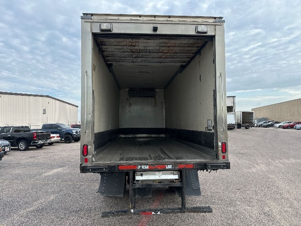 Refrigerated Truck-Light and Medium Duty Trucks-International-2020-MV607-Dallas-TX-206,462\n\t\tmiles-$ 42,750 - Image 8