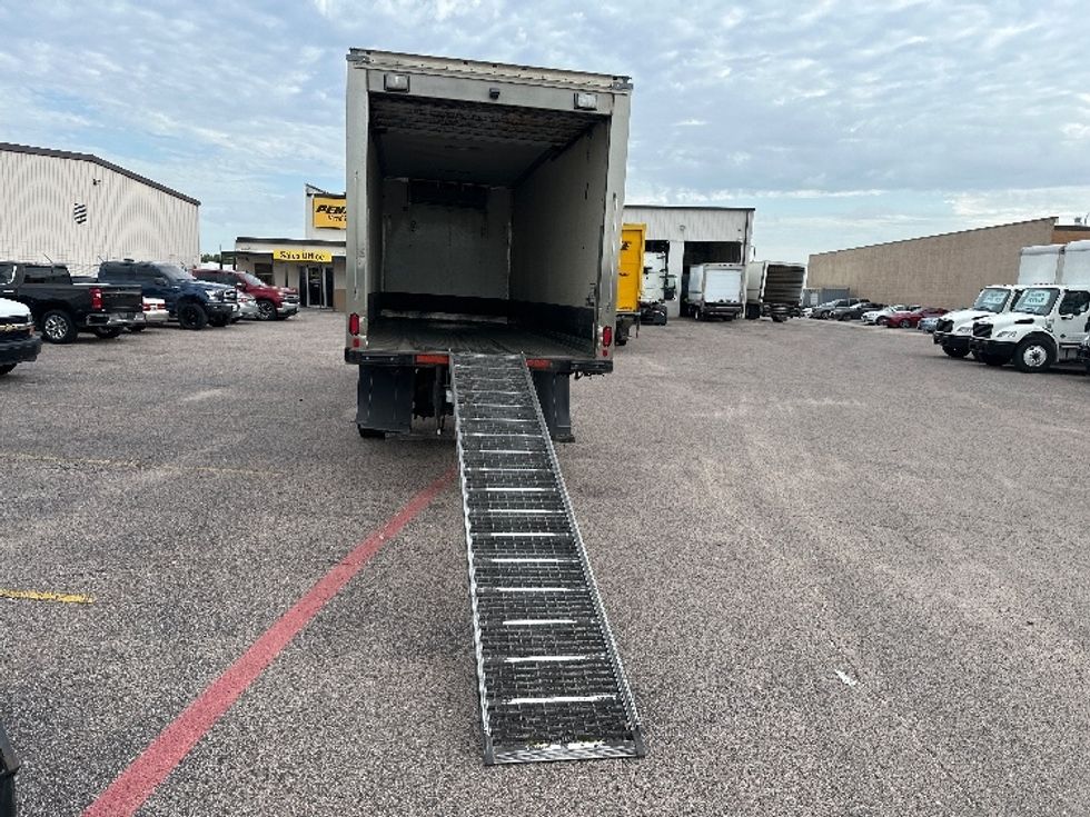 Refrigerated Truck-Light and Medium Duty Trucks-International-2020-MV607-Dallas-TX-206,462\n\t\tmiles-$ 42,750 - Image 9