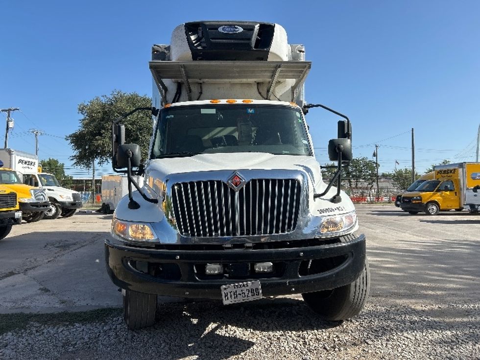 Refrigerated Truck-Light and Medium Duty Trucks-International-2020-MV607-Dallas-TX-208,379\n\t\tmiles-$ 41,500 - Image 2
