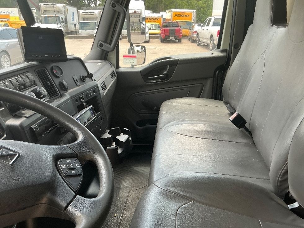 Refrigerated Truck-Light and Medium Duty Trucks-International-2020-MV607-Dallas-TX-220,113\n\t\tmiles-$ 40,250 - Image 19
