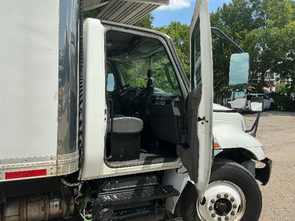 Refrigerated Truck-Light and Medium Duty Trucks-International-2020-MV607-Dallas-TX-220,113\n\t\tmiles-$ 40,250 - Image 20