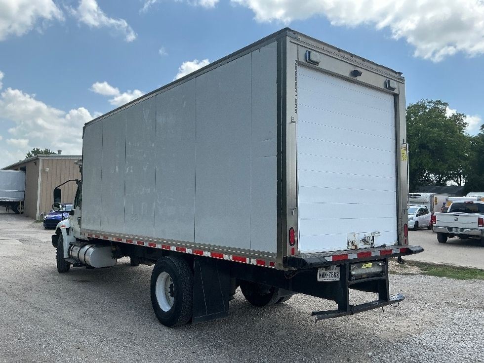 Refrigerated Truck-Light and Medium Duty Trucks-International-2020-MV607-Dallas-TX-220,113\n\t\tmiles-$ 40,250 - Image 6