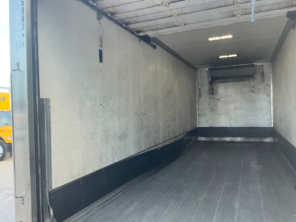 Refrigerated Truck-Light and Medium Duty Trucks-International-2020-MV607-Dallas-TX-270,930\n\t\tmiles-$ 26,250 - Image 11