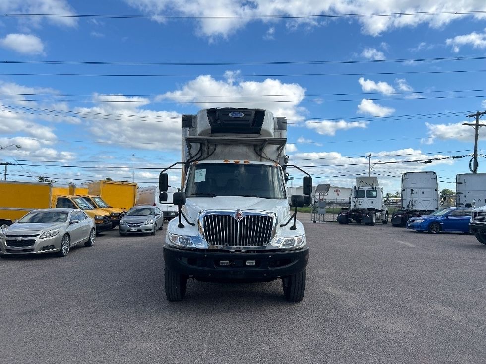 Refrigerated Truck-Light and Medium Duty Trucks-International-2020-MV607-Dallas-TX-270,930\n\t\tmiles-$ 26,250 - Image 2
