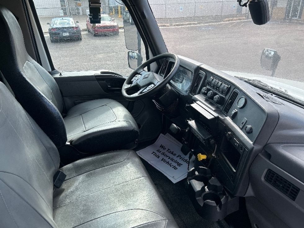 Refrigerated Truck-Light and Medium Duty Trucks-International-2020-MV607-Dallas-TX-270,930\n\t\tmiles-$ 26,250 - Image 22