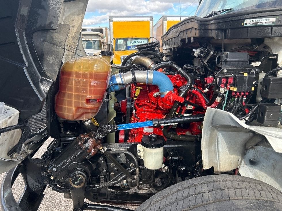 Refrigerated Truck-Light and Medium Duty Trucks-International-2020-MV607-Dallas-TX-270,930\n\t\tmiles-$ 26,250 - Image 24